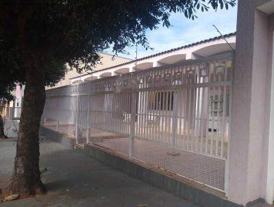 Alto Padrão para Venda, em Teodoro Sampaio, bairro Centro, 4 dormitórios, 3 banheiros, 2 suítes, 4 vagas